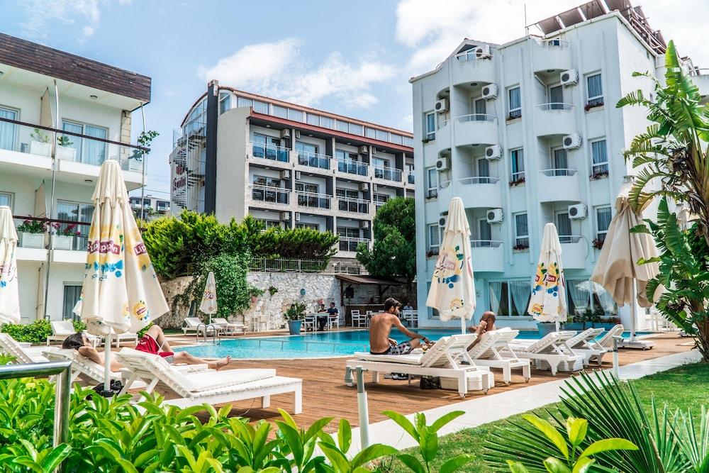 Otel Yeni Cesme Bagian luar foto