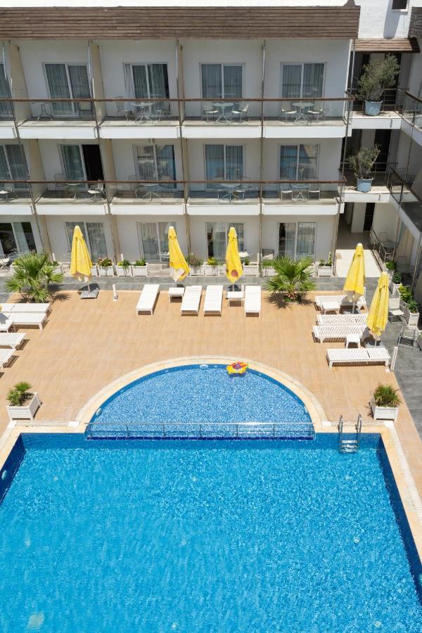 Otel Yeni Cesme Bagian luar foto