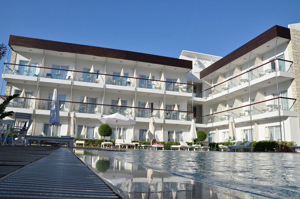 Otel Yeni Cesme Bagian luar foto