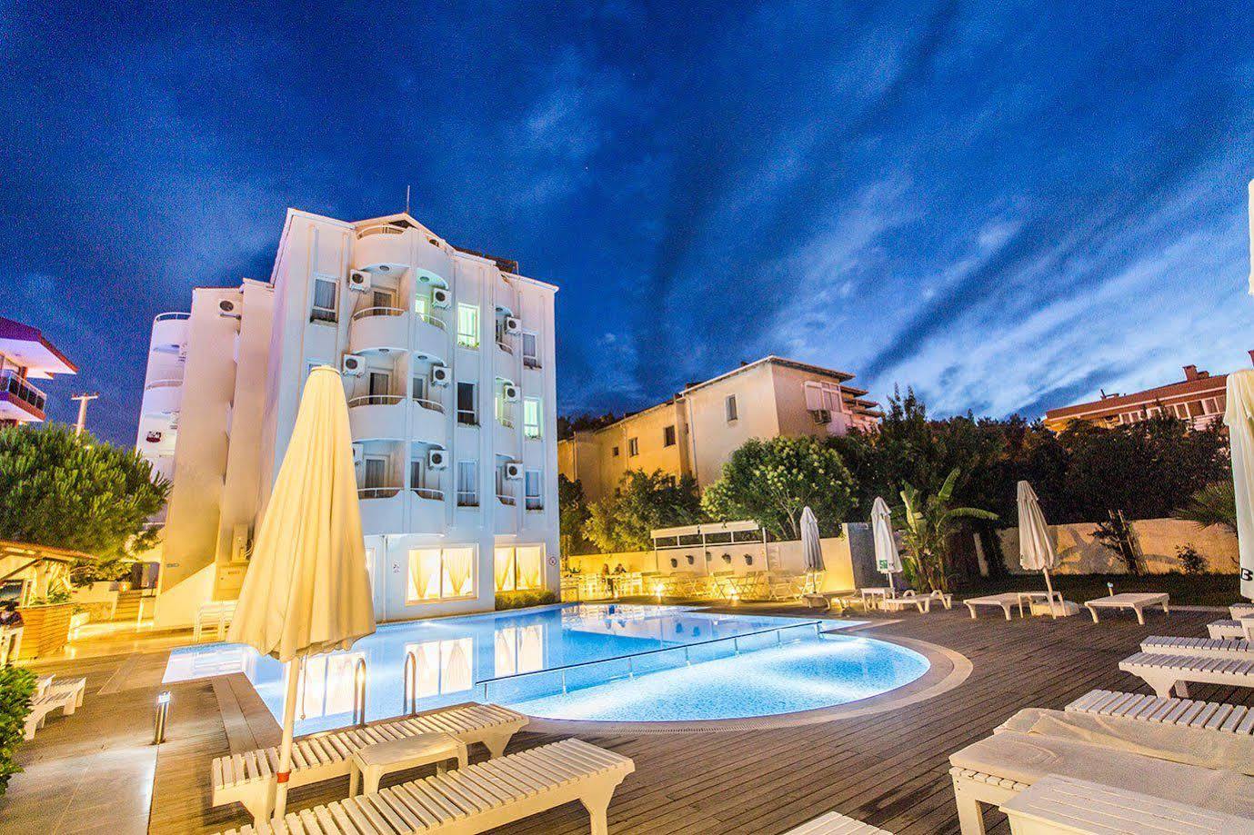 Otel Yeni Cesme Bagian luar foto