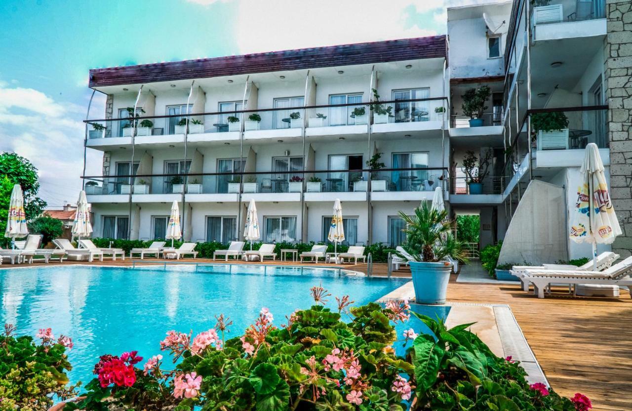 Otel Yeni Cesme Bagian luar foto